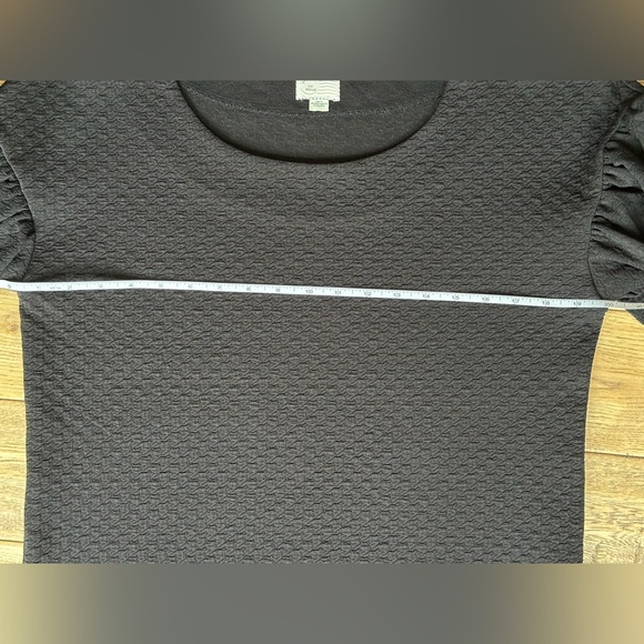 Anthropologie Postage Stamp Black Puff Sleeve Top size Medium - Picture 8 of 10